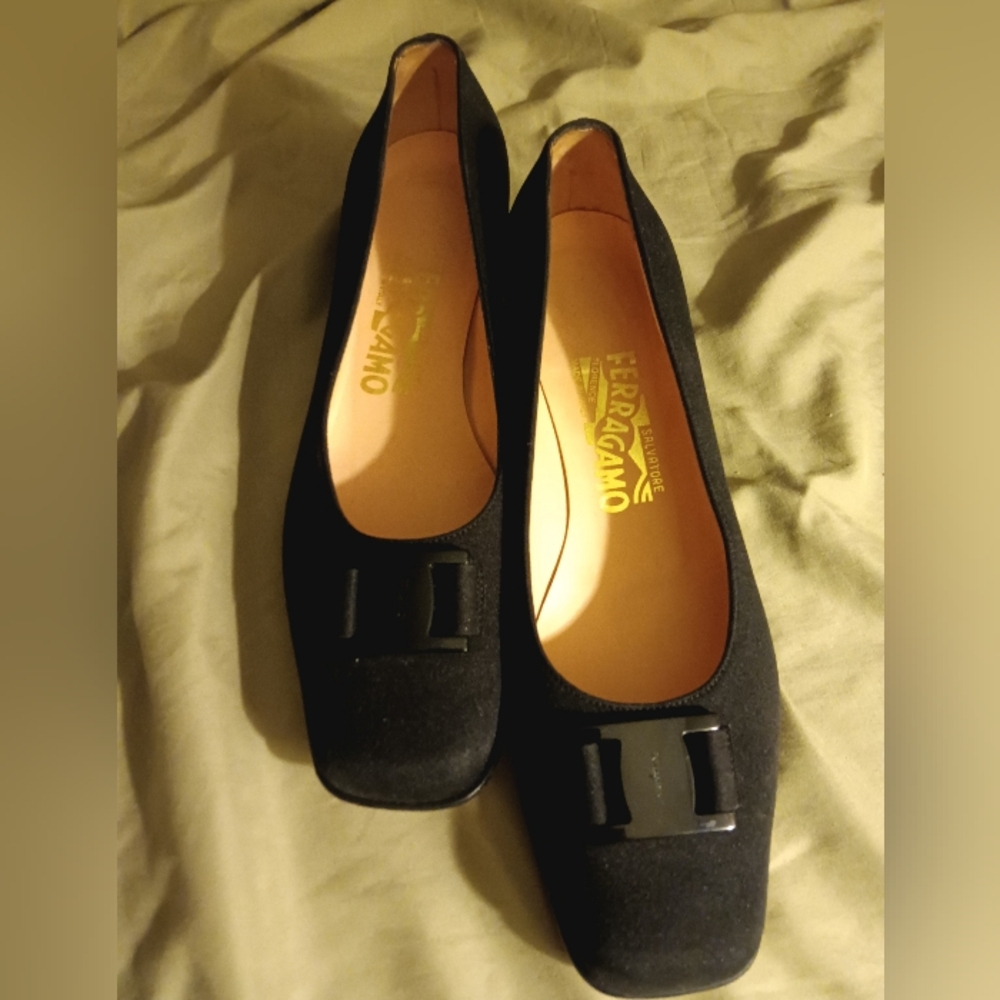 Salvatore Ferragamo Black Flats with Bow Detail